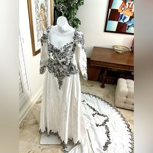 Amazing Bride of Frankenstein bridal gown size XL - 1X Wedding Dress NWOT